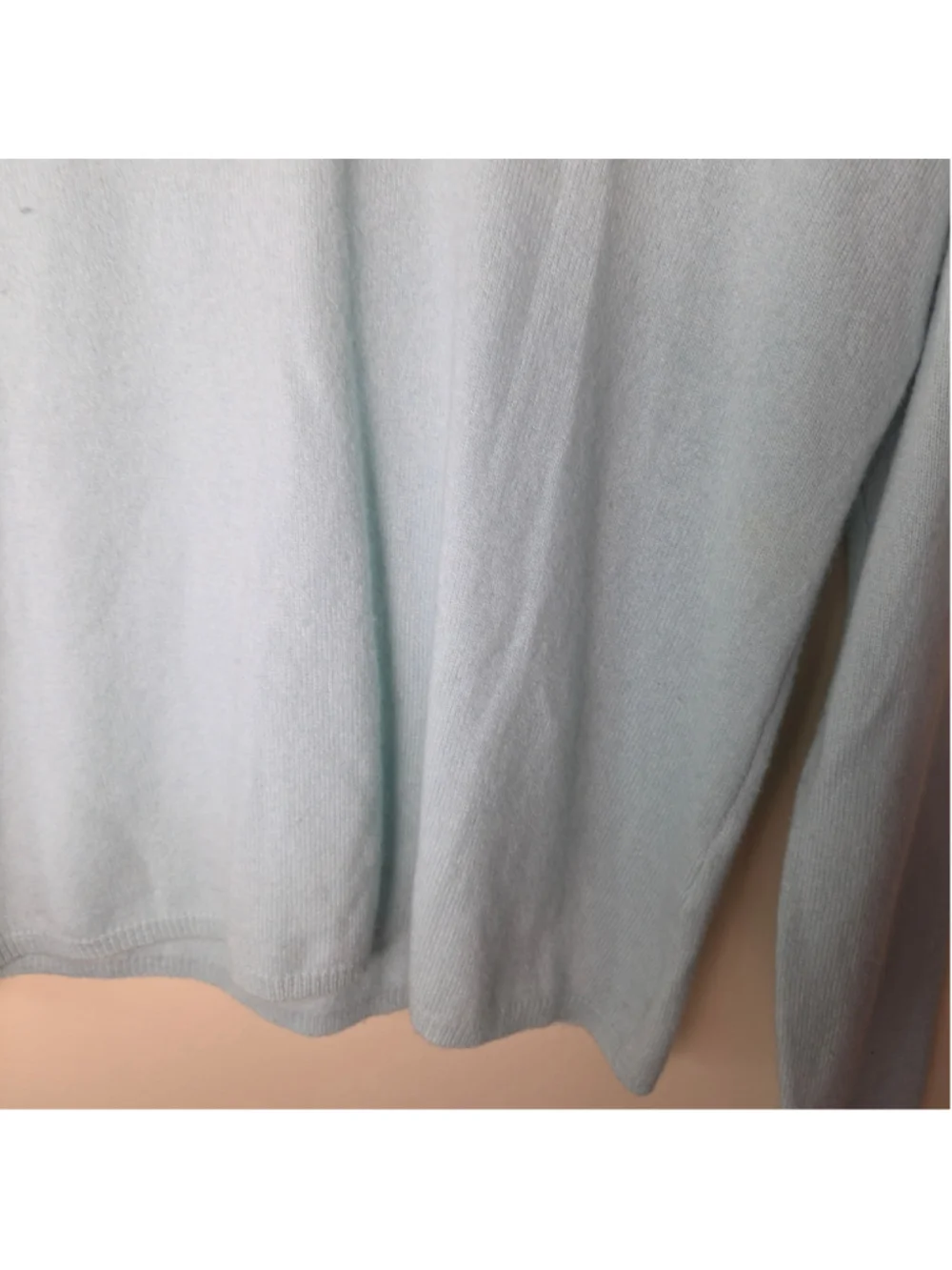 Women's Lord & Taylor 100% Cashmere V-Neck Sweater Light Blue Size L